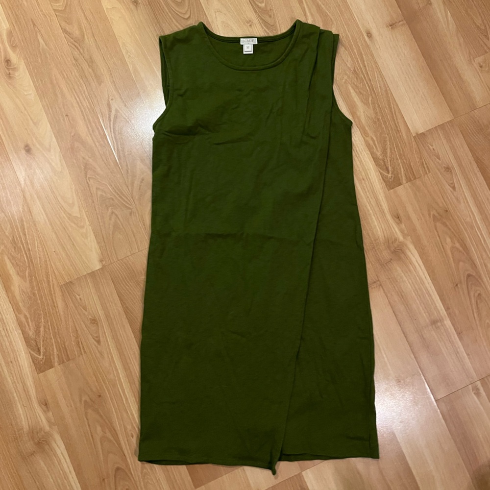 Sleeveless Green Dress